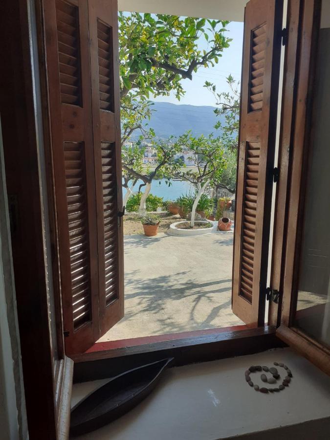Olive Trees Villa Poros Town ภายนอก รูปภาพ